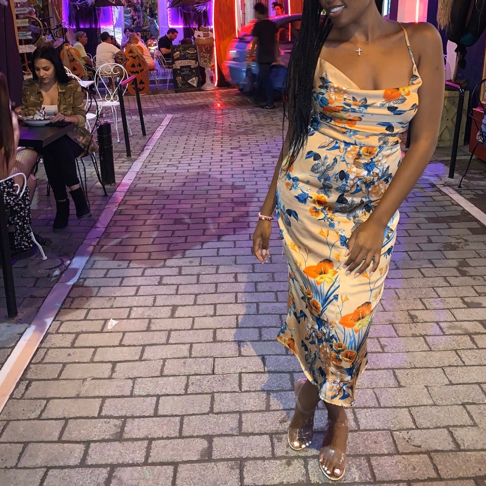 Flower dress